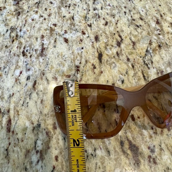 Authentic CHANEL Sunglasses main image 4